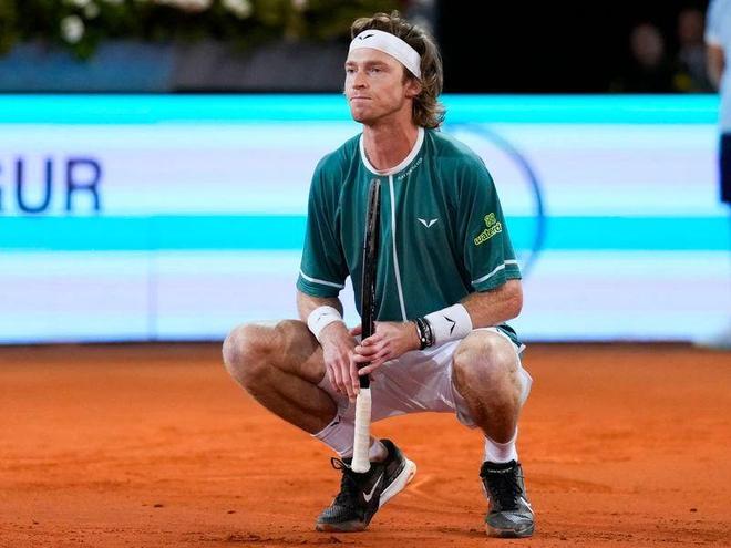 更有着极强 更有着极强