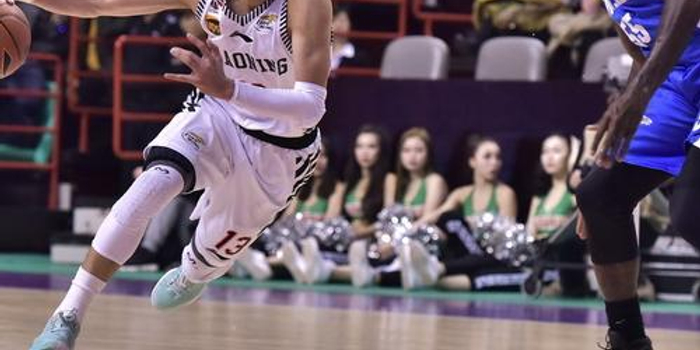 引入强援 引入强援