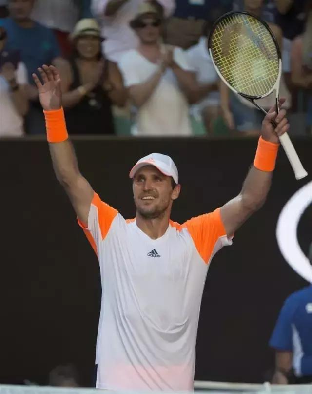 有多名持球 有多名持球