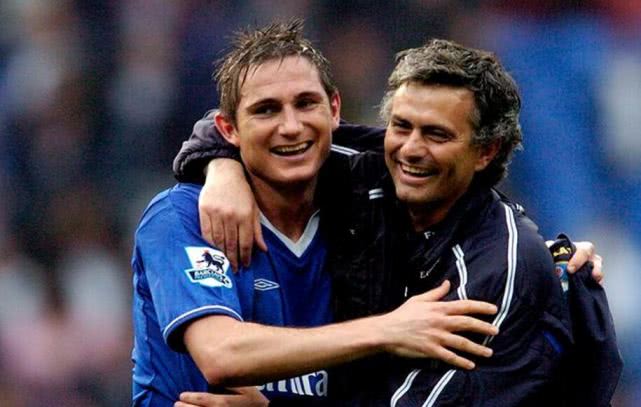 强调团队协 强调团队协